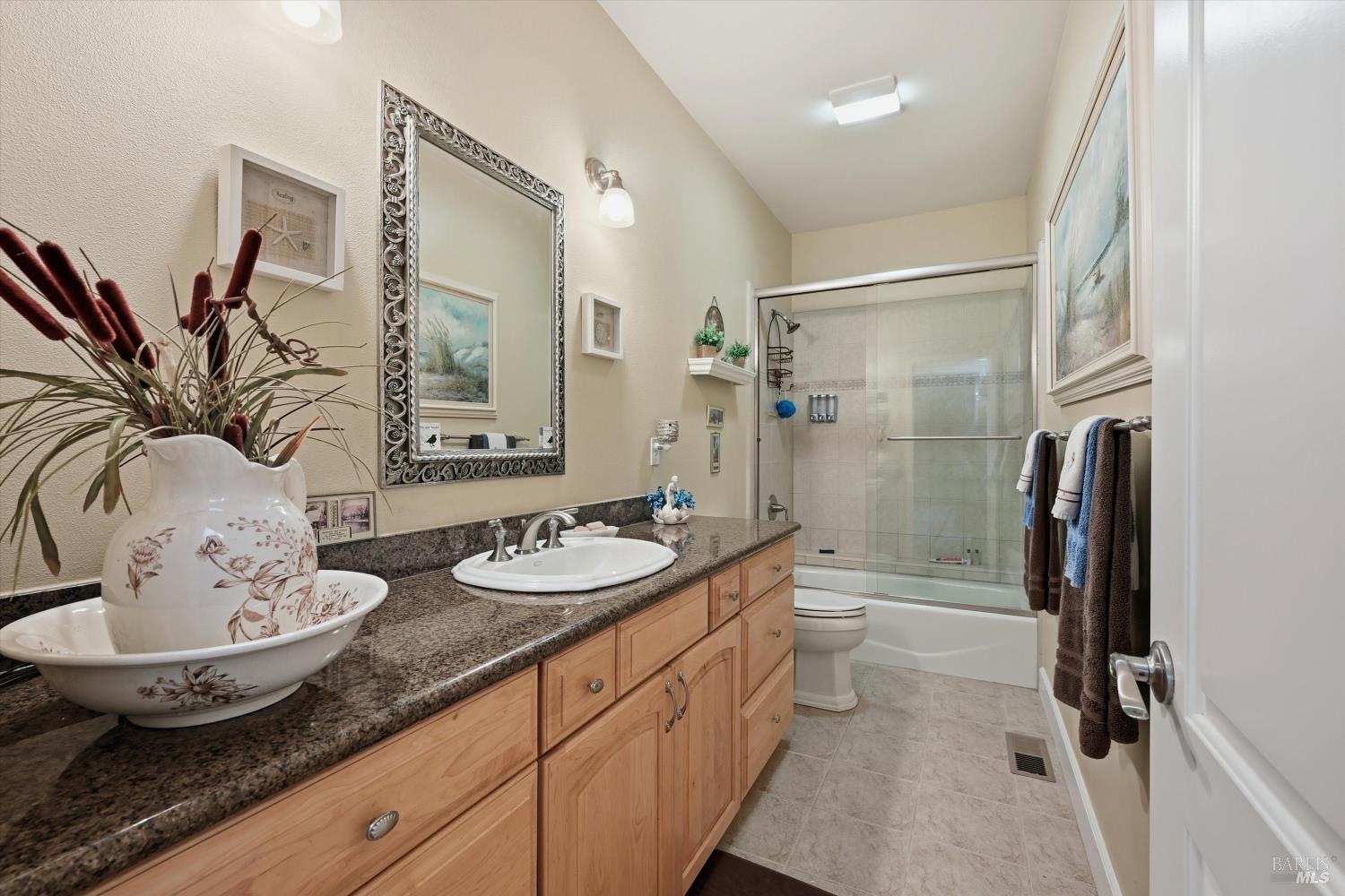 Detail Gallery Image 36 of 56 For 19614 Mountain Mdws, Hidden Valley Lake,  CA 95467 - 4 Beds | 3 Baths