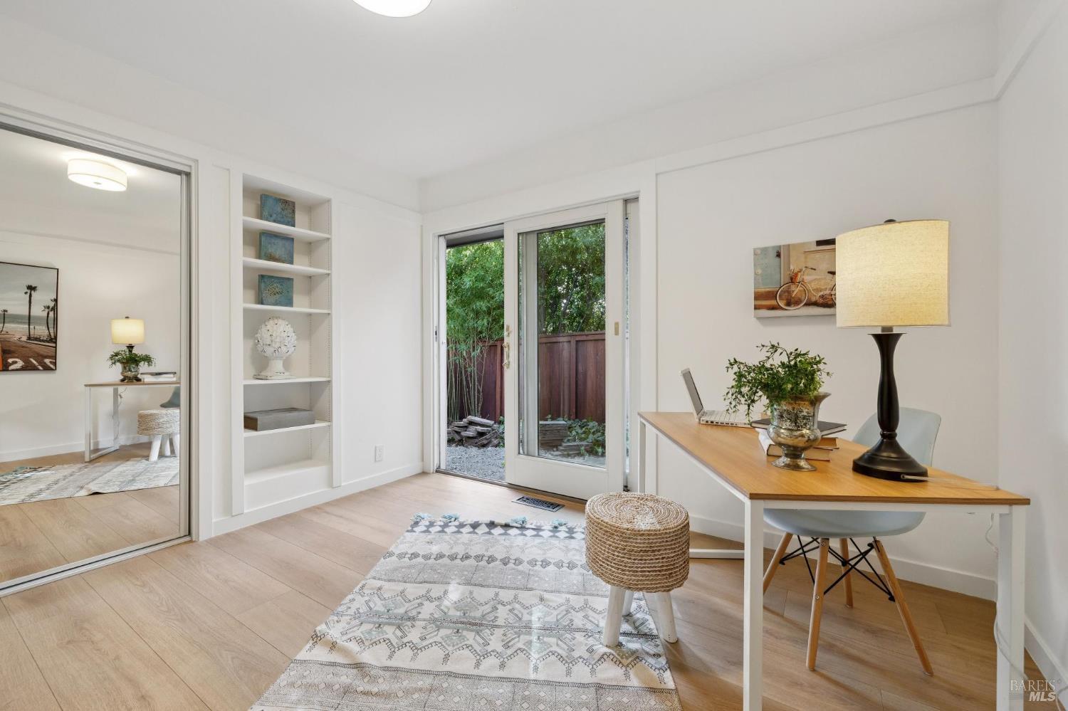 Detail Gallery Image 28 of 37 For 22 North Terrace Unkn, Tiburon,  CA 94920 - 3 Beds | 2 Baths