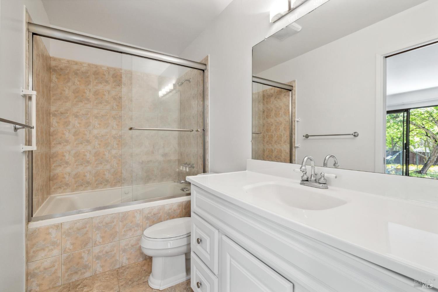 Detail Gallery Image 27 of 49 For 19 Shannon Ct, Novato,  CA 94949 - – Beds | – Baths