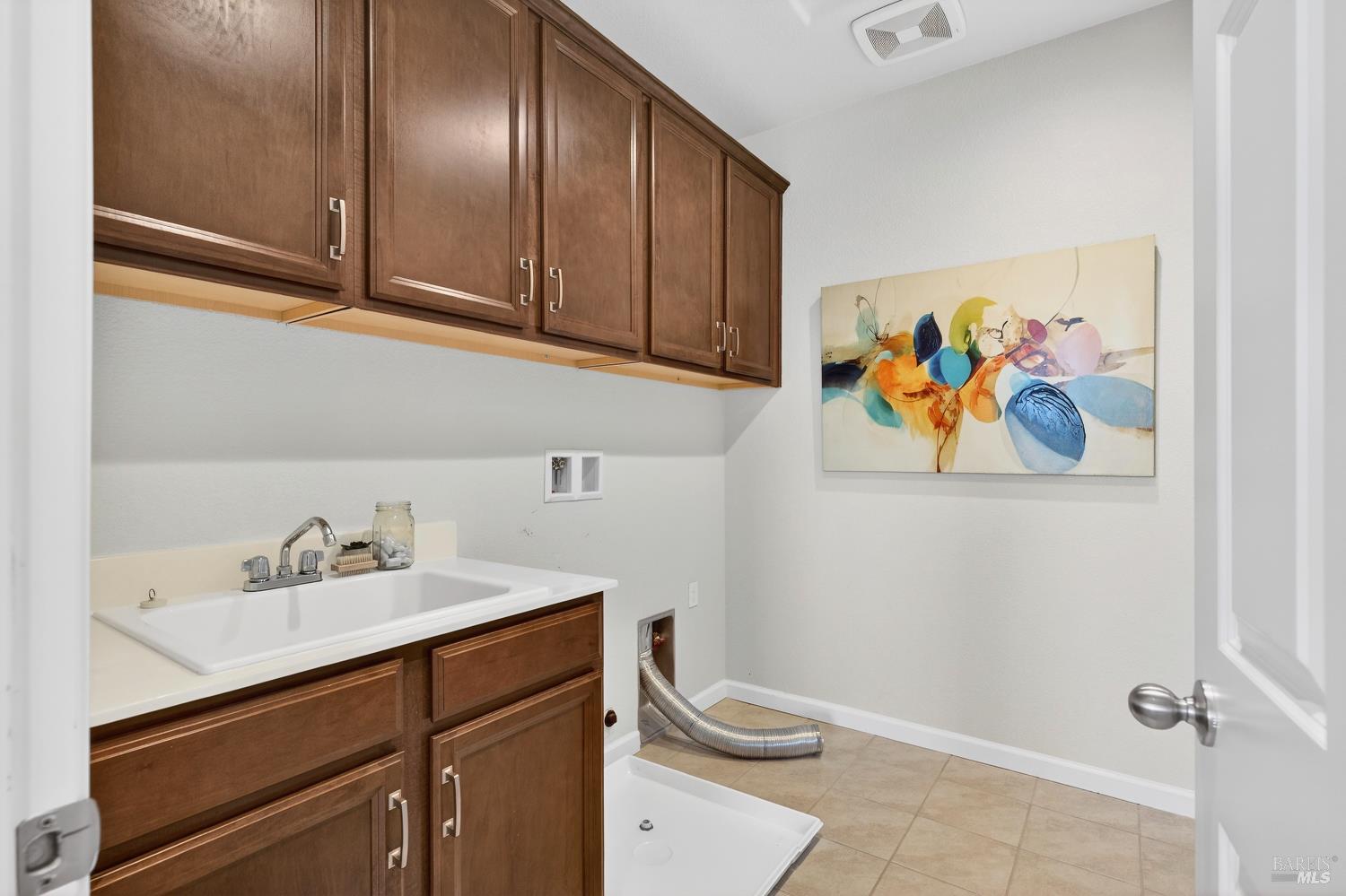 Detail Gallery Image 53 of 75 For 1535 Arlington Ct, Dixon,  CA 95620 - 4 Beds | 2/1 Baths