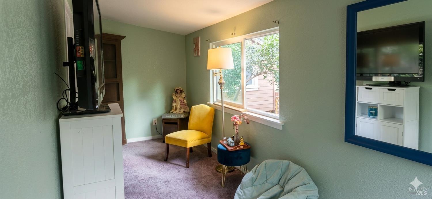 Detail Gallery Image 5 of 24 For 10671 Forest Hills Rd, Forestville,  CA 95436 - 3 Beds | 2 Baths