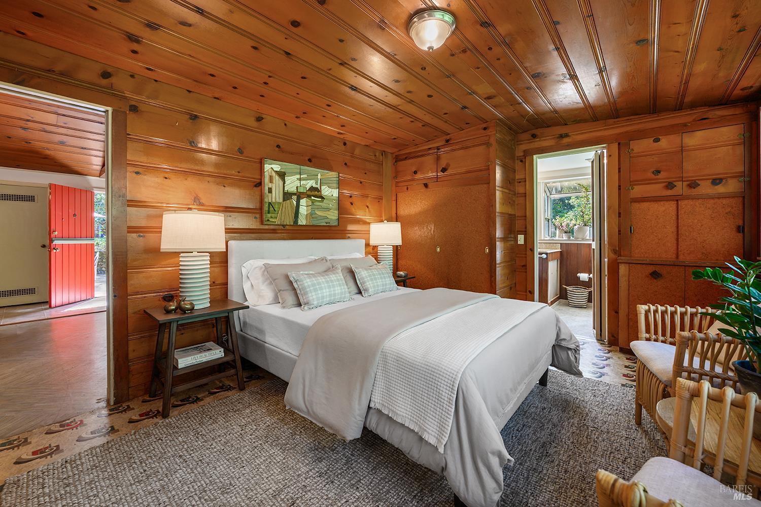 Detail Gallery Image 11 of 28 For 19020 Sunny Dr, Guerneville,  CA 95446 - 1 Beds | 1 Baths