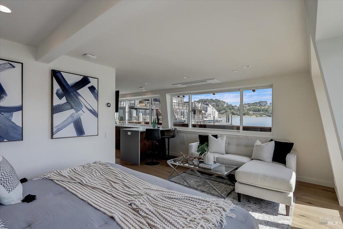 Detail Gallery Image 14 of 26 For 11 Commodore Marina Unkn, Mill Valley,  CA 94941 - 4 Beds | 4 Baths