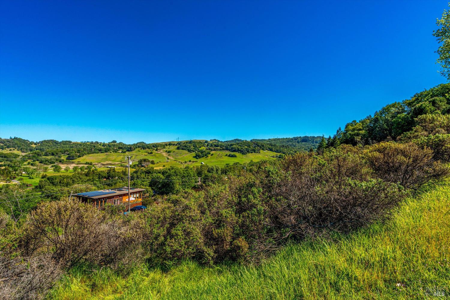 Detail Gallery Image 19 of 99 For 6048 Hyland Way, Penngrove,  CA 94951 - – Beds | – Baths