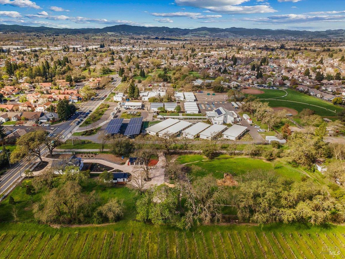 Detail Gallery Image 71 of 74 For 127 Pleasant Ave, Santa Rosa,  CA 95403 - 4 Beds | 4 Baths