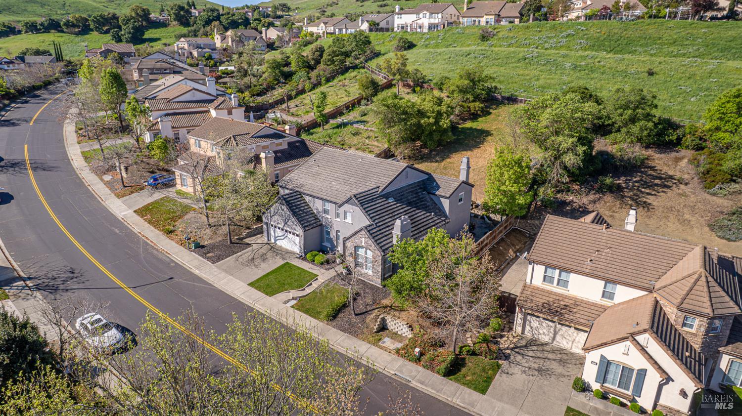 Detail Gallery Image 35 of 43 For 1149 Songwood Rd, Vallejo,  CA 94591 - 5 Beds | 3/1 Baths