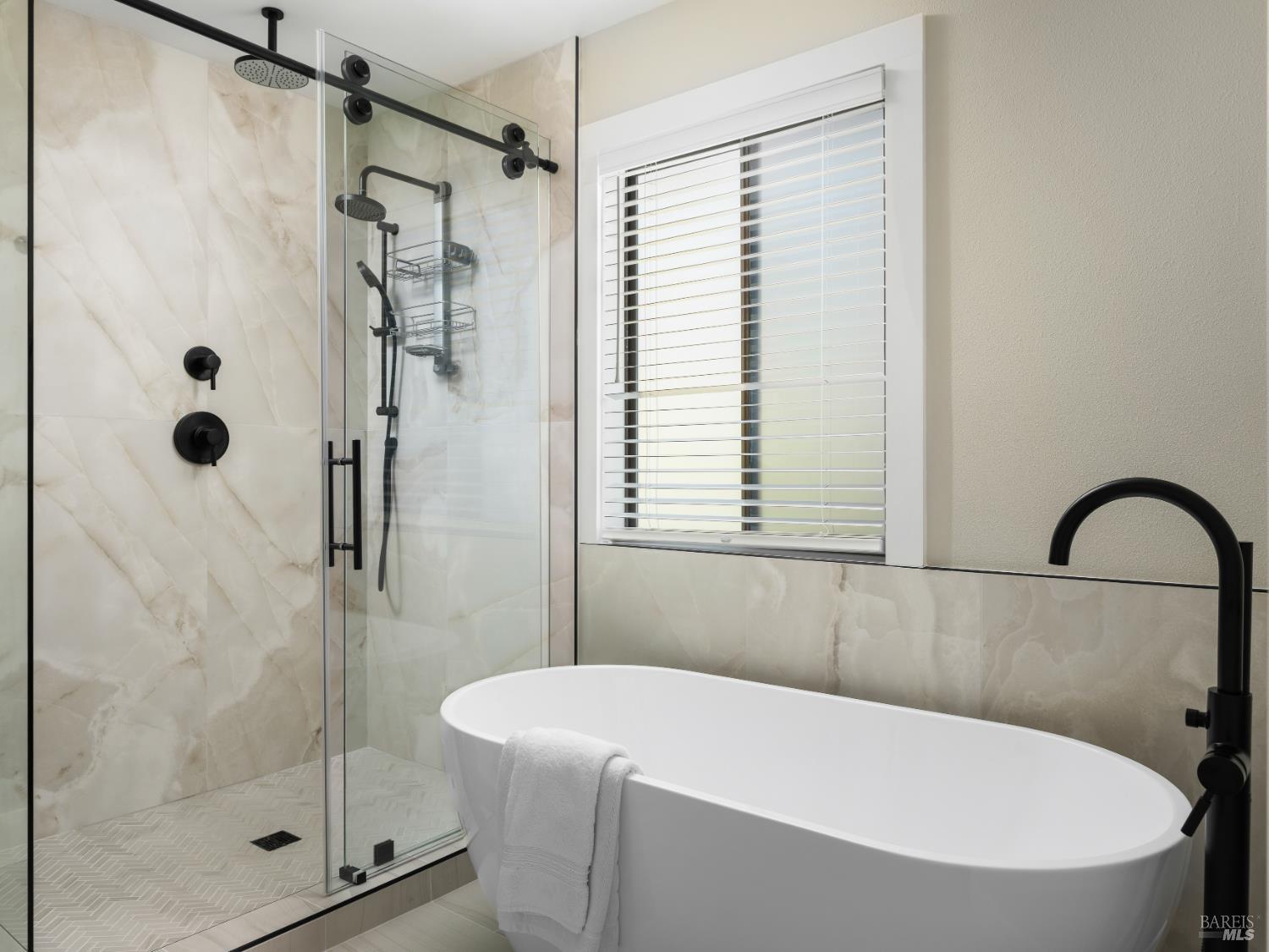 Detail Gallery Image 22 of 43 For 142 Poppy Ct, Bodega Bay,  CA 94923 - 3 Beds | 3 Baths