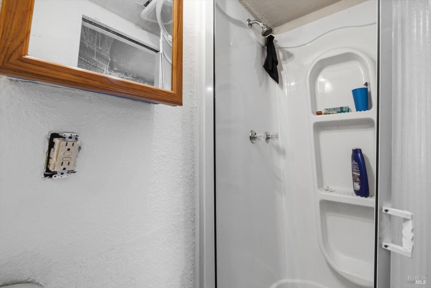 Detail Gallery Image 29 of 46 For 19 Wharf Dr, Pittsburg,  CA 94565 - 2 Beds | 1/1 Baths