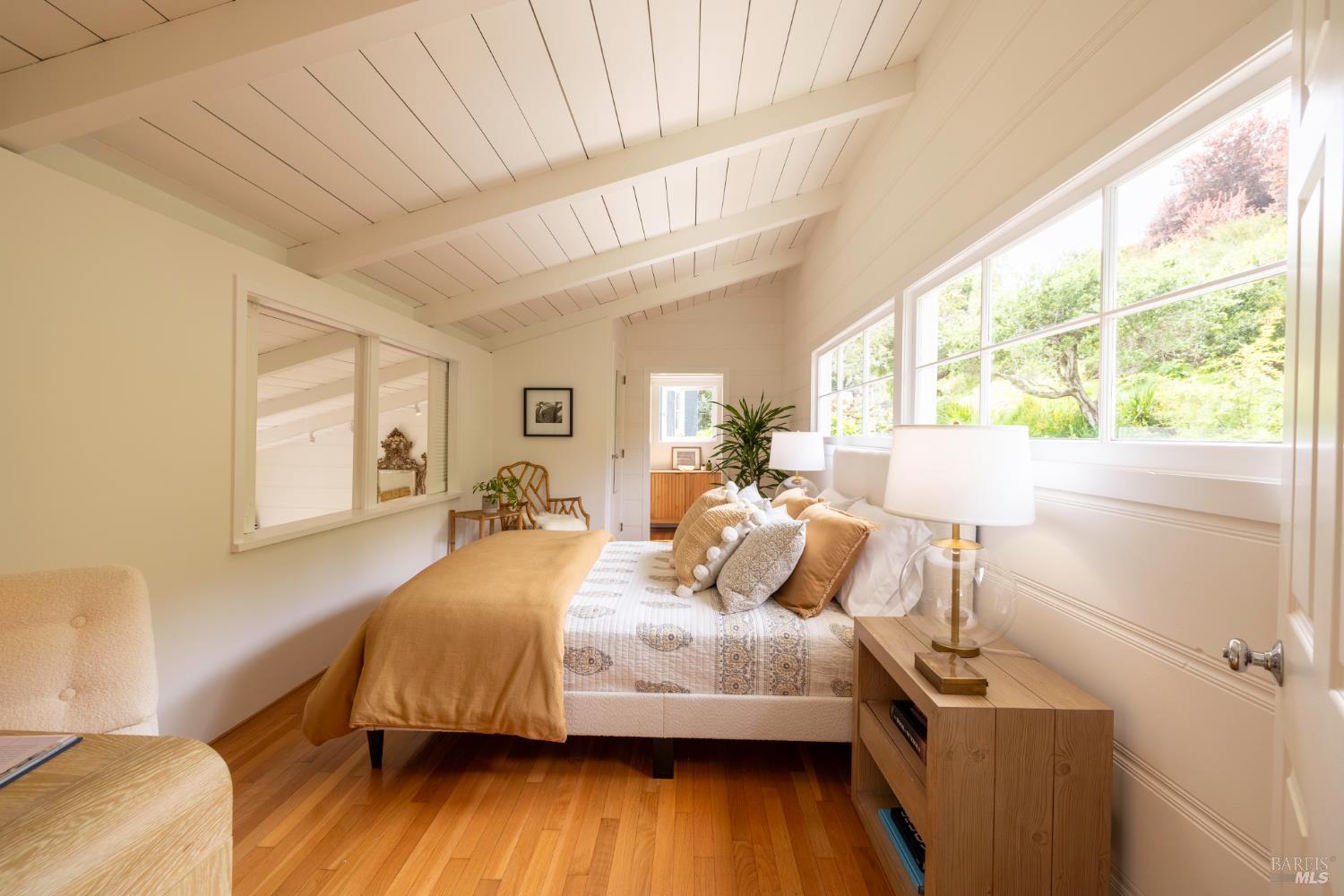 Detail Gallery Image 14 of 39 For 10 Park Ave, Bolinas,  CA 94924 - 2 Beds | 1/1 Baths