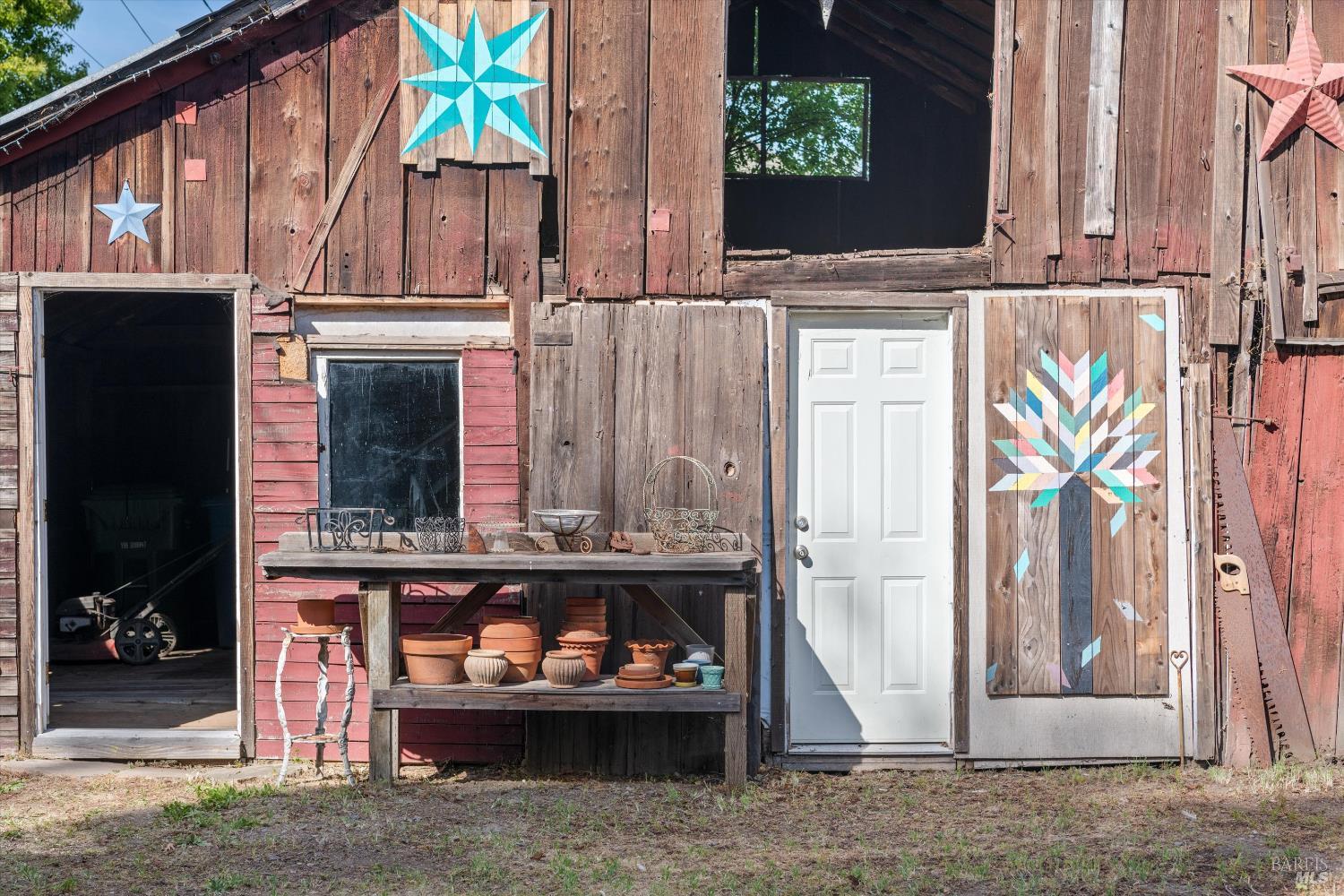 Detail Gallery Image 22 of 32 For 611 Petaluma Blvd, Petaluma,  CA 94952 - 2 Beds | 1 Baths