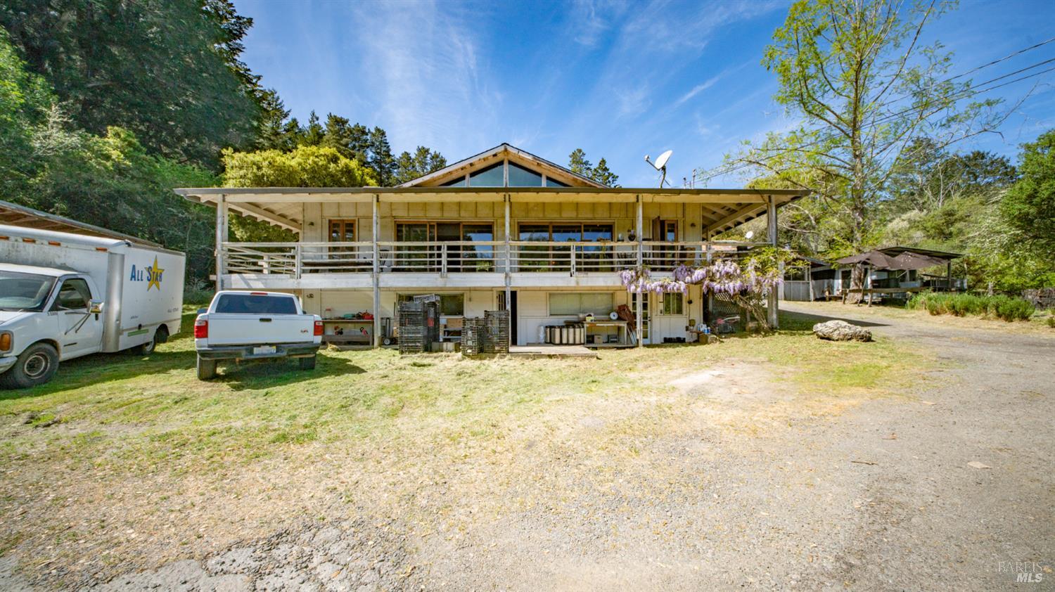 Detail Gallery Image 5 of 43 For 1 Alamo Way, Lagunitas,  CA 94938 - 2 Beds | 2 Baths