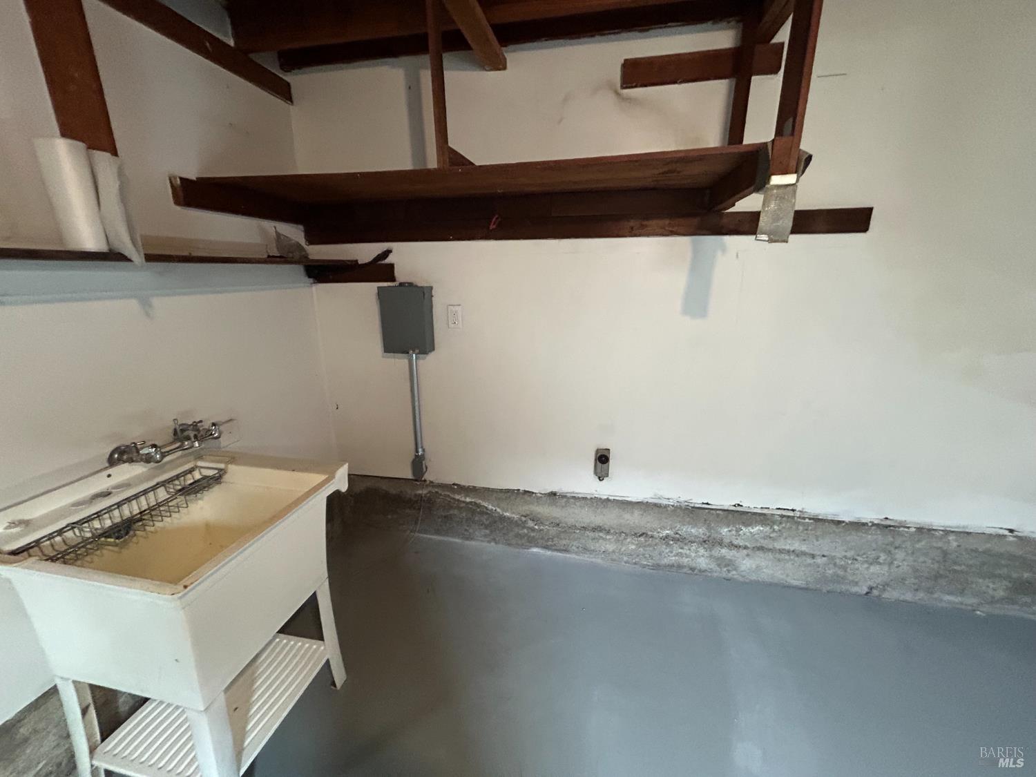 Detail Gallery Image 15 of 17 For 901 Humboldt St, Vallejo,  CA 94591 - 2 Beds | 2 Baths