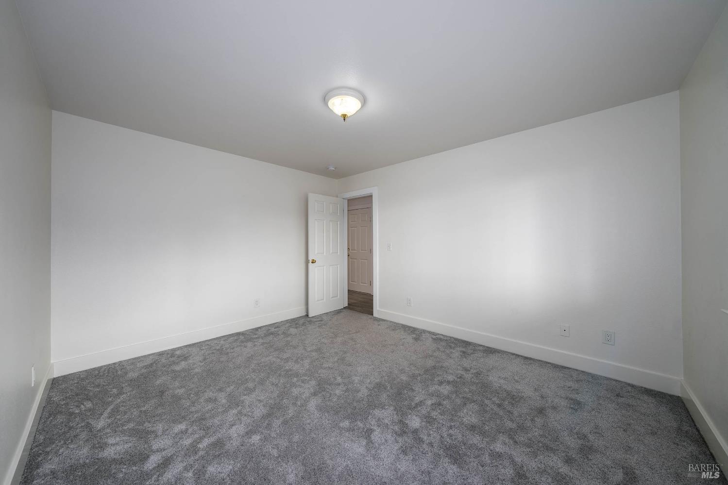 Detail Gallery Image 14 of 46 For 3490 Westridge Cir, Kelseyville,  CA 95451 - 3 Beds | 2/1 Baths