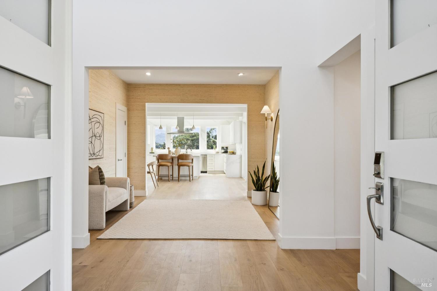 Detail Gallery Image 7 of 48 For 65 Valley View Ave, San Rafael,  CA 94901 - 5 Beds | 5 Baths