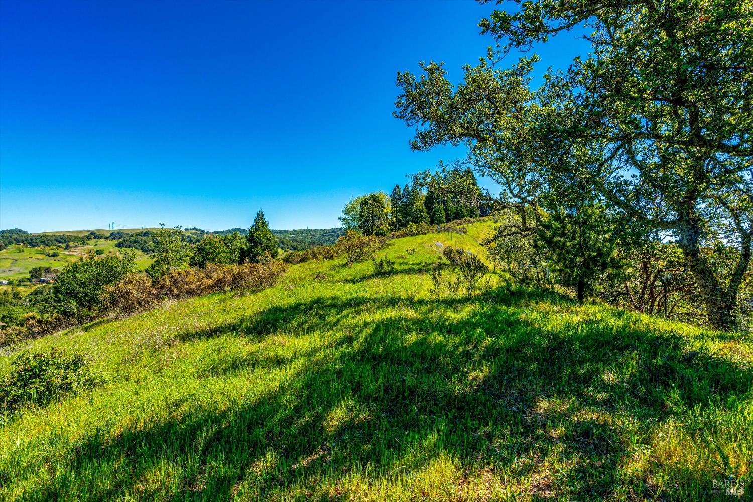 Detail Gallery Image 35 of 99 For 6048 Hyland Way, Penngrove,  CA 94951 - – Beds | – Baths