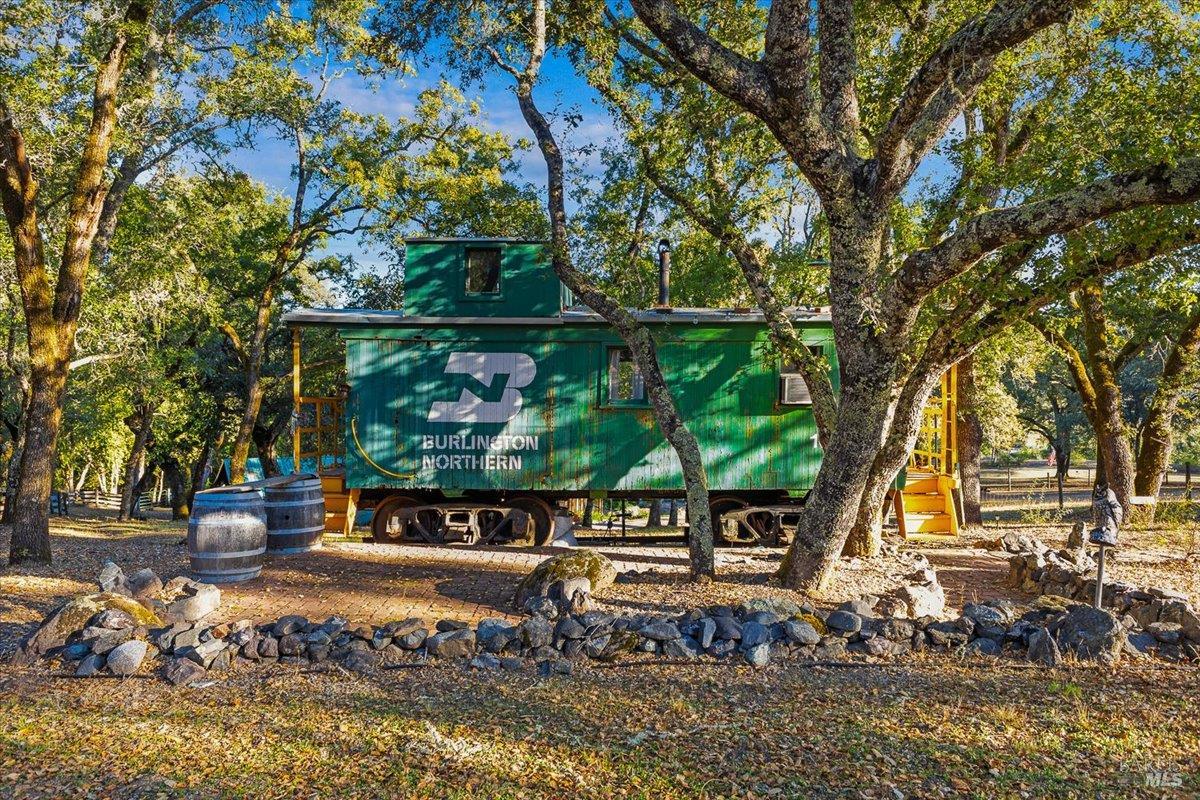 Detail Gallery Image 25 of 39 For 350 Canyon Rd, Geyserville,  CA 95441 - 2 Beds | 1/1 Baths