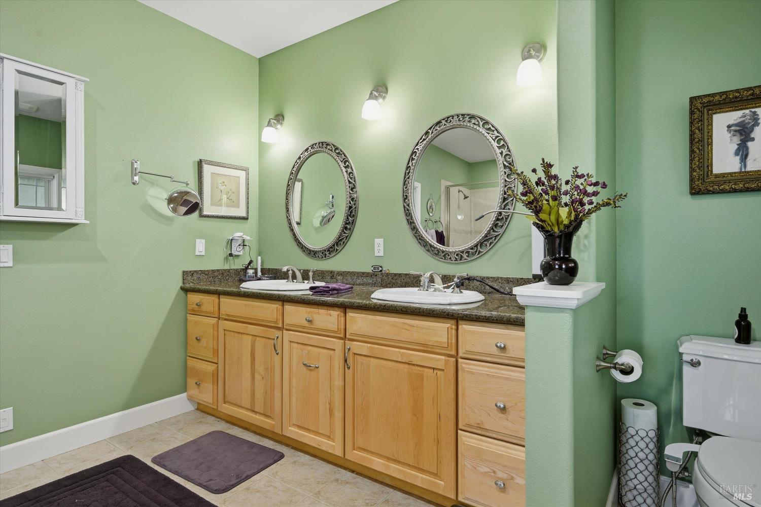 Detail Gallery Image 29 of 56 For 19614 Mountain Mdws, Hidden Valley Lake,  CA 95467 - 4 Beds | 3 Baths