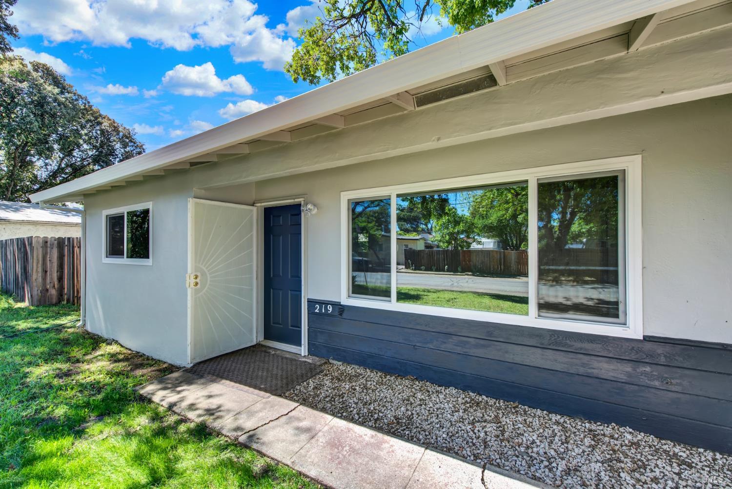 Detail Gallery Image 10 of 60 For 219 Hamilton Dr, Fairfield,  CA 94533 - 2 Beds | 1 Baths