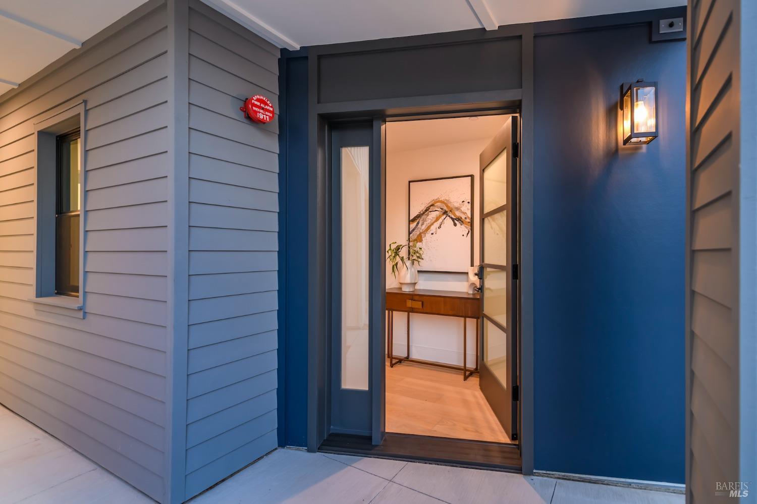 Detail Gallery Image 3 of 26 For 1092 Foster Rd, Napa,  CA 94558 - 2 Beds | 2/1 Baths