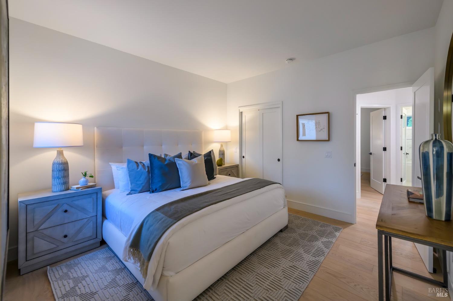 Detail Gallery Image 15 of 26 For 1092 Foster Rd, Napa,  CA 94558 - 2 Beds | 2/1 Baths