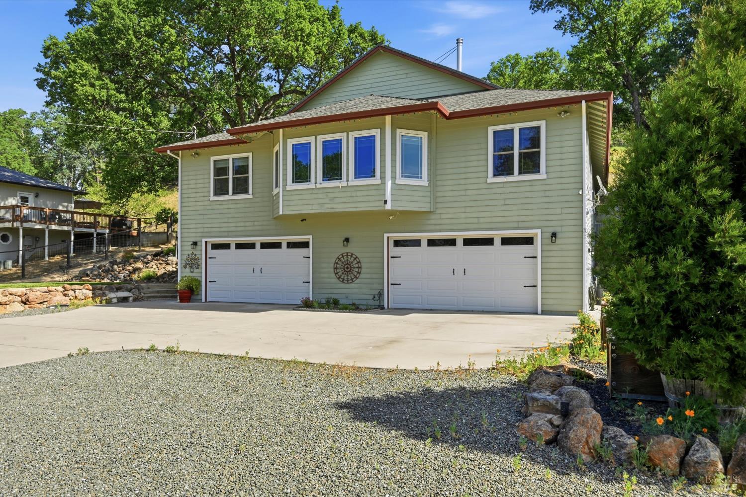 Detail Gallery Image 49 of 56 For 19614 Mountain Mdws, Hidden Valley Lake,  CA 95467 - 4 Beds | 3 Baths