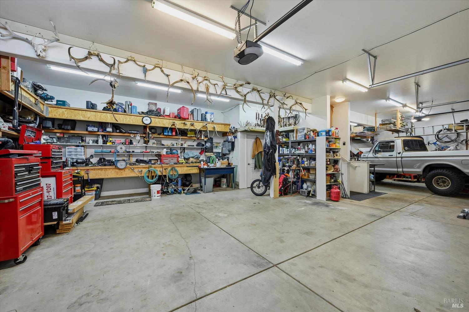 Detail Gallery Image 51 of 56 For 19614 Mountain Mdws, Hidden Valley Lake,  CA 95467 - 4 Beds | 3 Baths