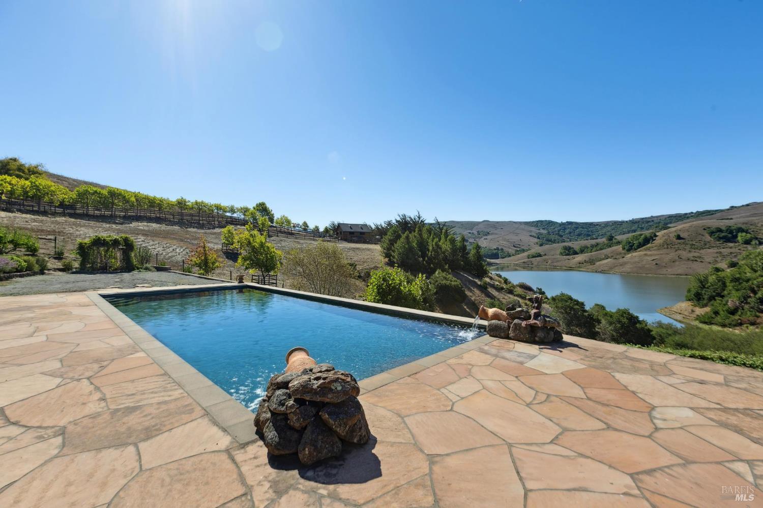 Detail Gallery Image 7 of 99 For 6381 Nicasio Valley Rd, Nicasio,  CA 94946 - 3 Beds | 2/1 Baths