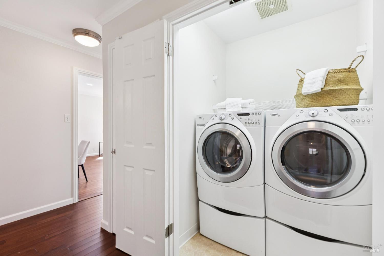 Detail Gallery Image 35 of 61 For 138 Kipling Dr, Mill Valley,  CA 94941 - 4 Beds | 3 Baths