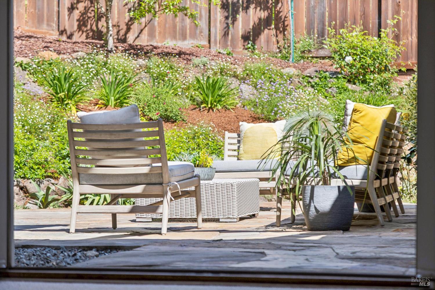 Detail Gallery Image 23 of 61 For 138 Kipling Dr, Mill Valley,  CA 94941 - 4 Beds | 3 Baths