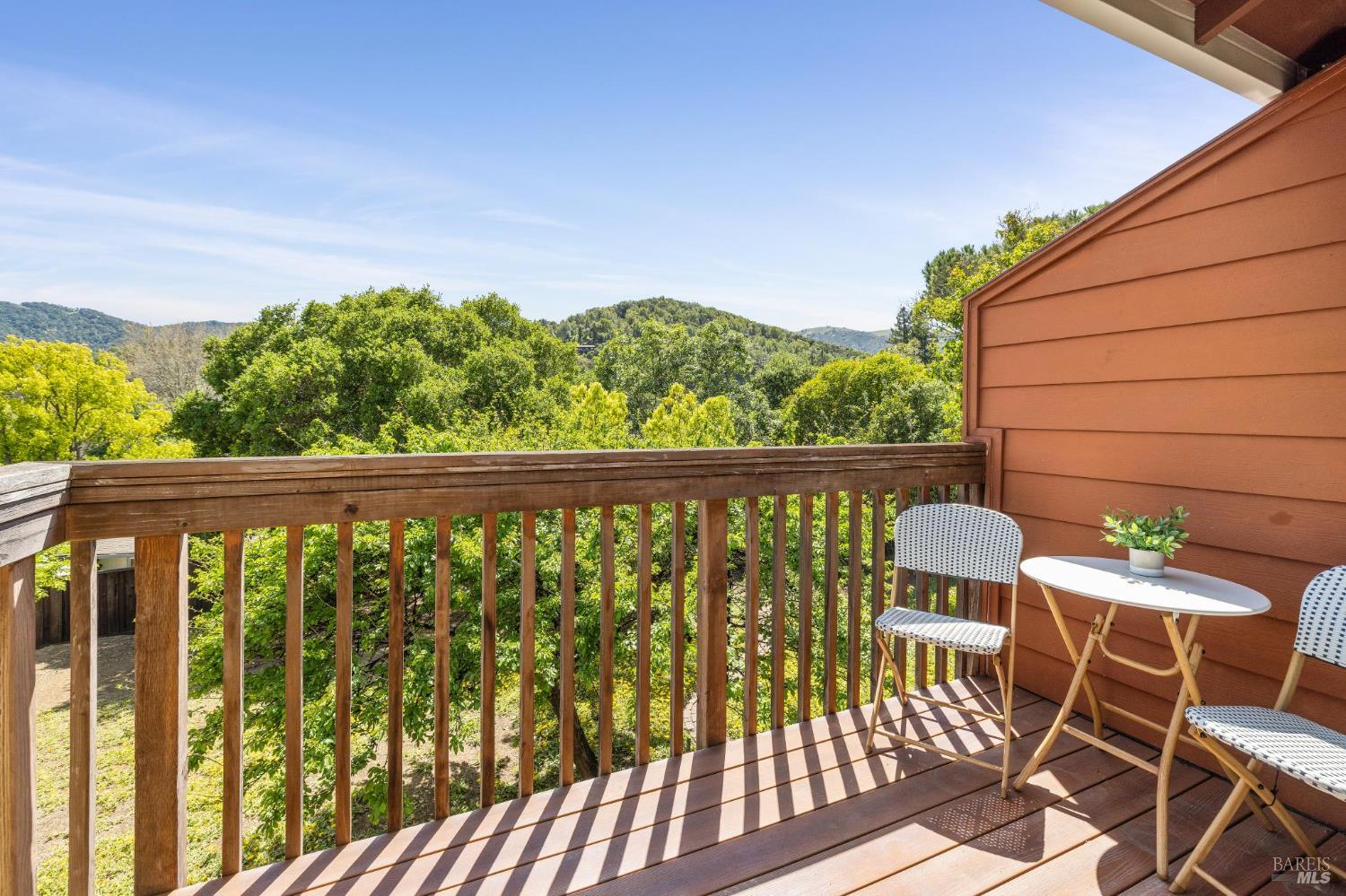 Detail Gallery Image 22 of 49 For 19 Shannon Ct, Novato,  CA 94949 - – Beds | – Baths