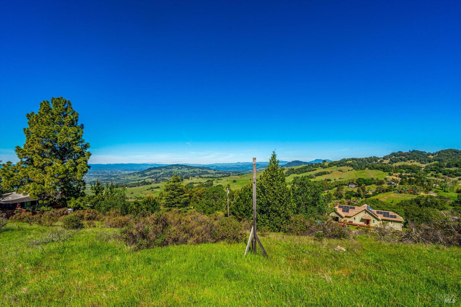 Detail Gallery Image 27 of 99 For 6048 Hyland Way, Penngrove,  CA 94951 - – Beds | – Baths