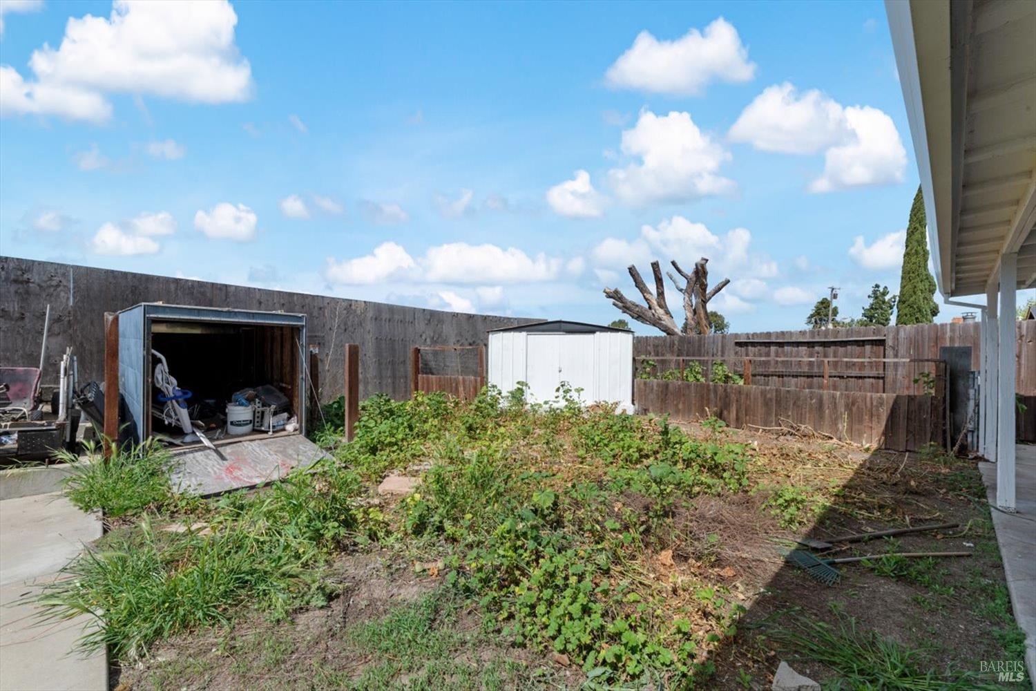 Detail Gallery Image 39 of 46 For 19 Wharf Dr, Pittsburg,  CA 94565 - 2 Beds | 1/1 Baths