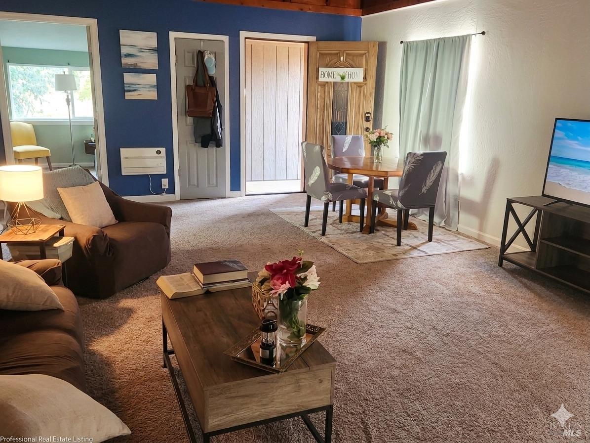 Detail Gallery Image 3 of 24 For 10671 Forest Hills Rd, Forestville,  CA 95436 - 3 Beds | 2 Baths