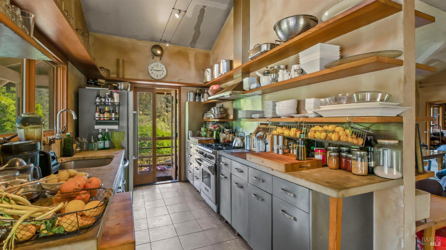 Detail Gallery Image 9 of 43 For 1 Alamo Way, Lagunitas,  CA 94938 - 2 Beds | 2 Baths