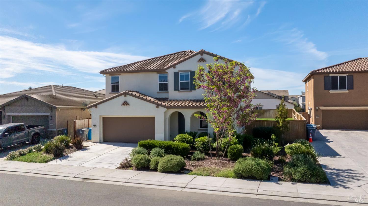 Detail Gallery Image 2 of 75 For 1535 Arlington Ct, Dixon,  CA 95620 - 4 Beds | 2/1 Baths