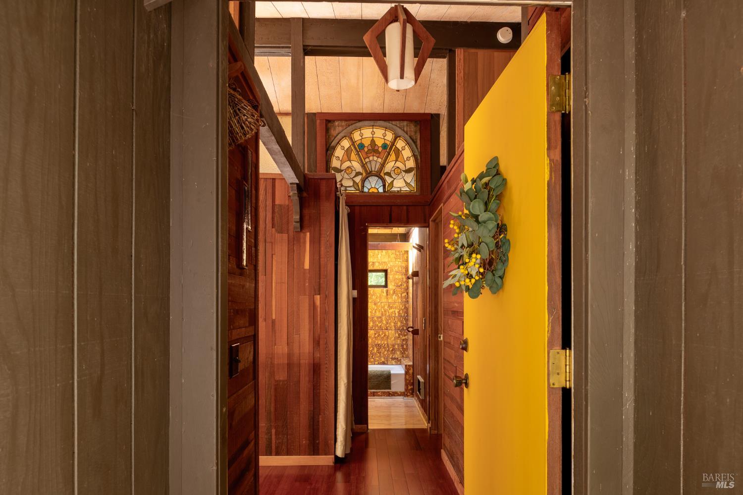 Detail Gallery Image 4 of 28 For 45516 Sunset Dr, Gualala,  CA 95445 - 2 Beds | 1 Baths