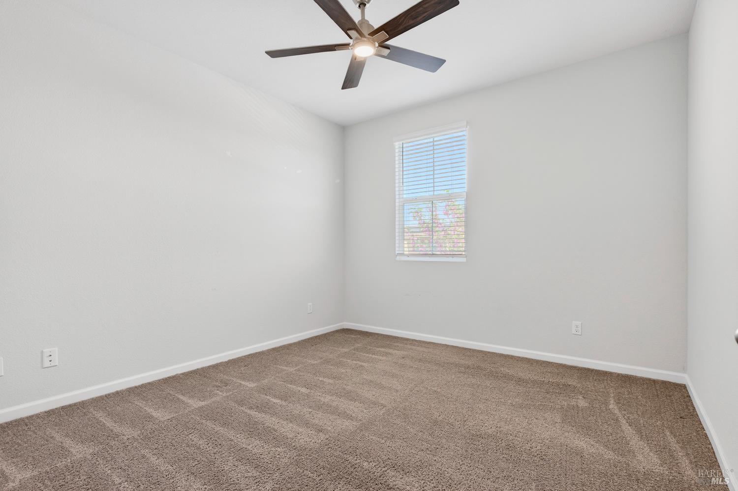 Detail Gallery Image 57 of 75 For 1535 Arlington Ct, Dixon,  CA 95620 - 4 Beds | 2/1 Baths