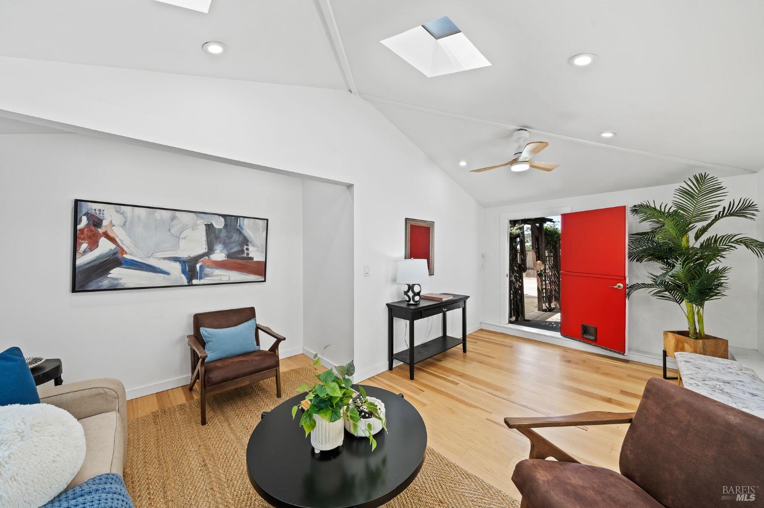 Detail Gallery Image 40 of 57 For 914 W 6th St, Benicia,  CA 94510 - 3 Beds | 2 Baths