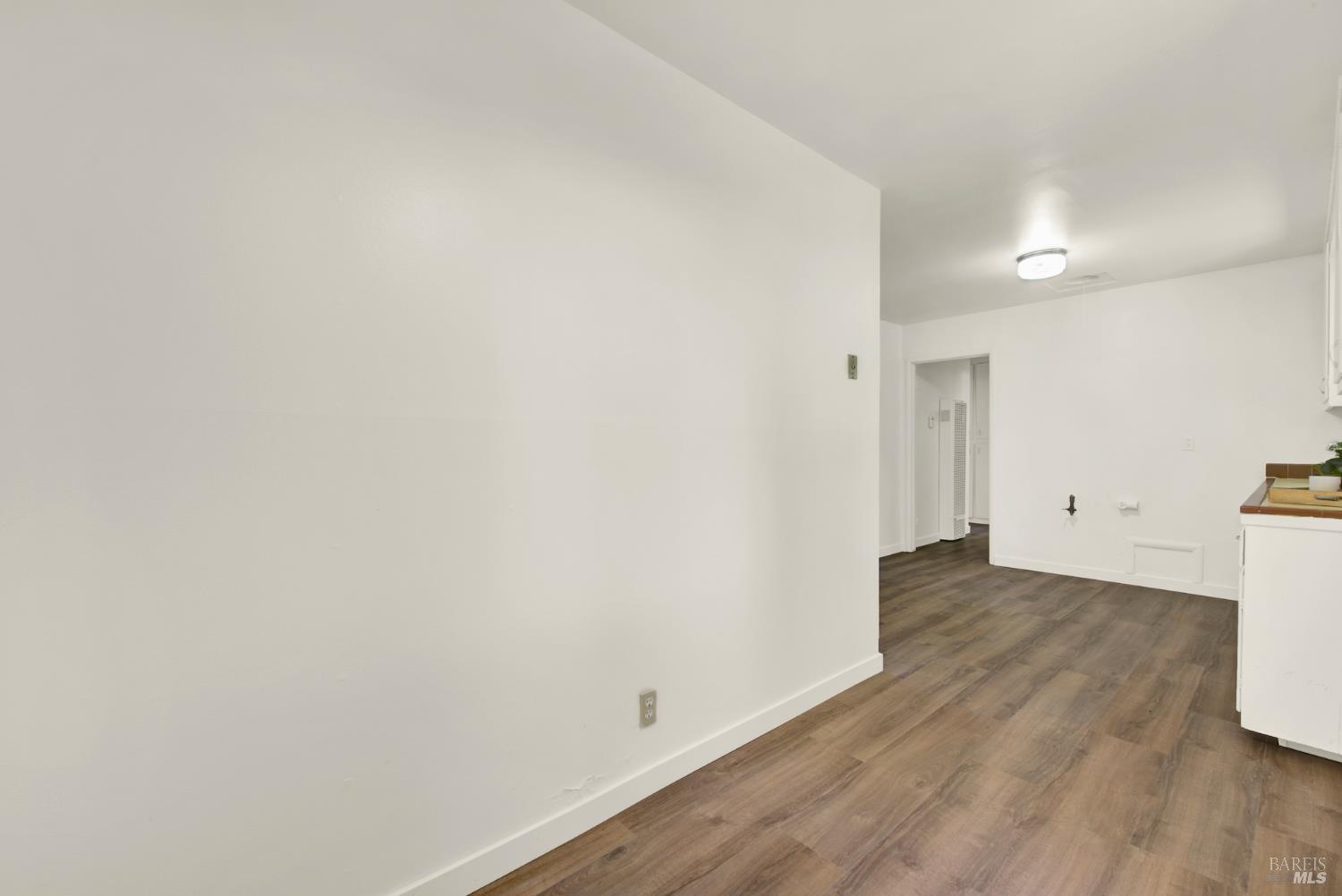 Detail Gallery Image 34 of 60 For 219 Hamilton Dr, Fairfield,  CA 94533 - 2 Beds | 1 Baths