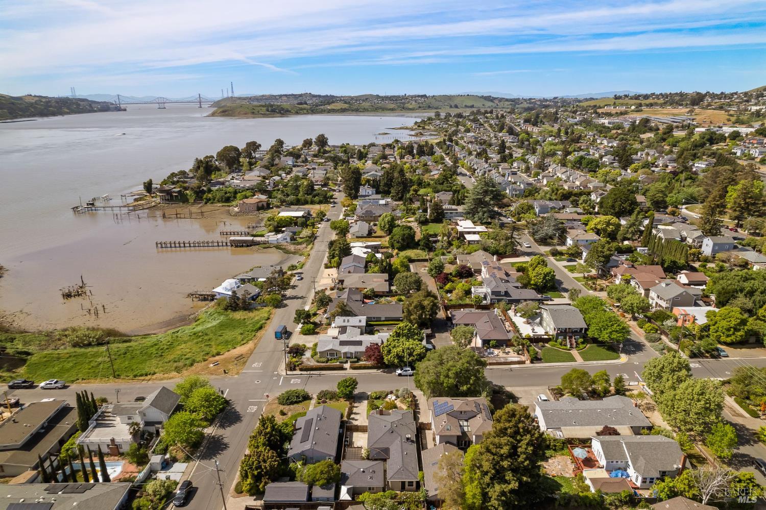 Detail Gallery Image 52 of 57 For 914 W 6th St, Benicia,  CA 94510 - 3 Beds | 2 Baths