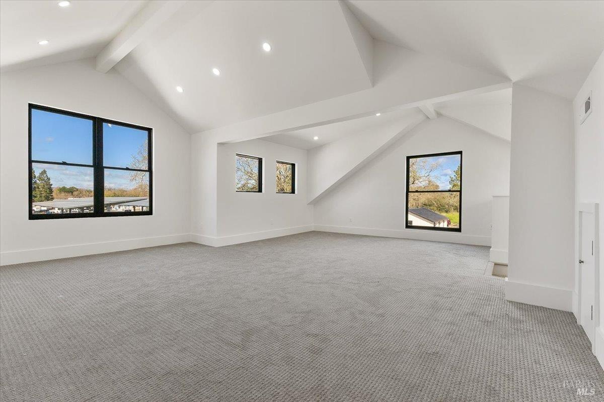 Detail Gallery Image 32 of 74 For 127 Pleasant Ave, Santa Rosa,  CA 95403 - 4 Beds | 4 Baths