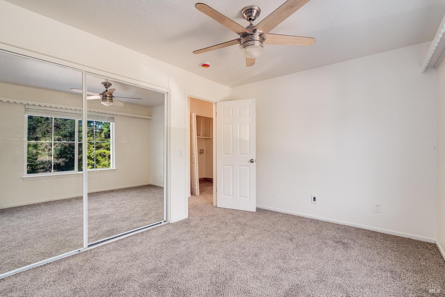 Detail Gallery Image 27 of 34 For 8843 Oakfield Ln, Windsor,  CA 95492 - 4 Beds | 2/1 Baths