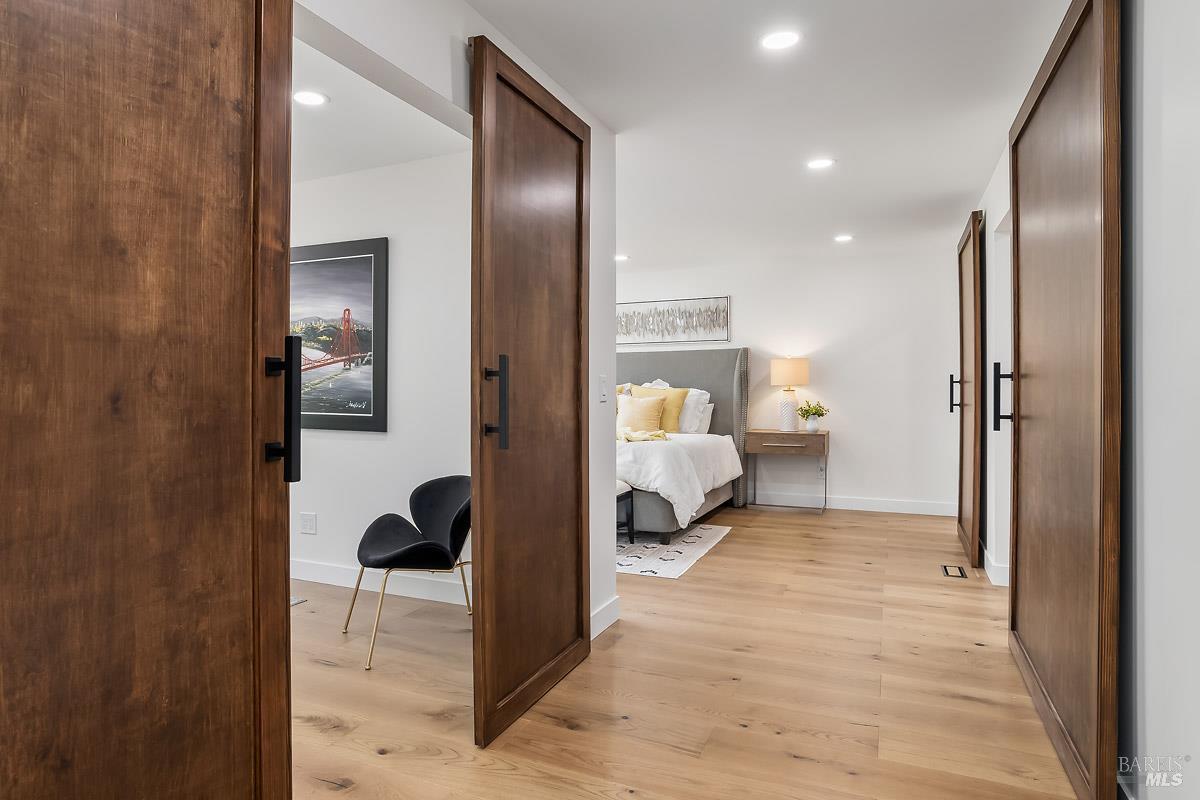 Detail Gallery Image 38 of 93 For 36 Capilano Dr, Novato,  CA 94949 - 5 Beds | 4/1 Baths