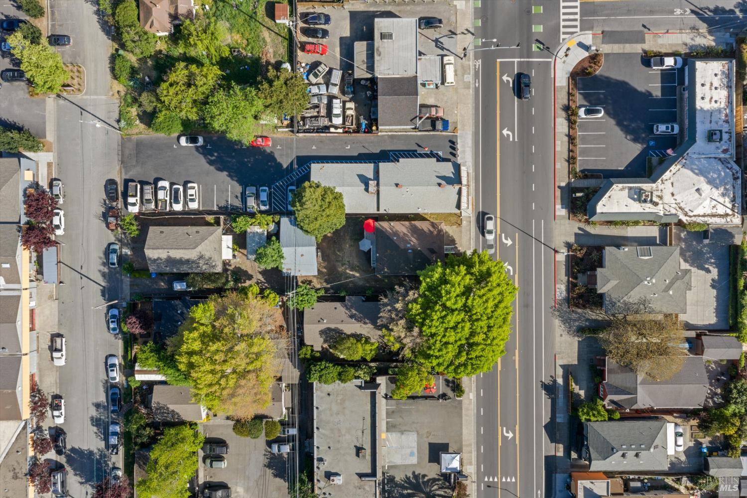 Detail Gallery Image 29 of 32 For 611 Petaluma Blvd, Petaluma,  CA 94952 - 2 Beds | 1 Baths