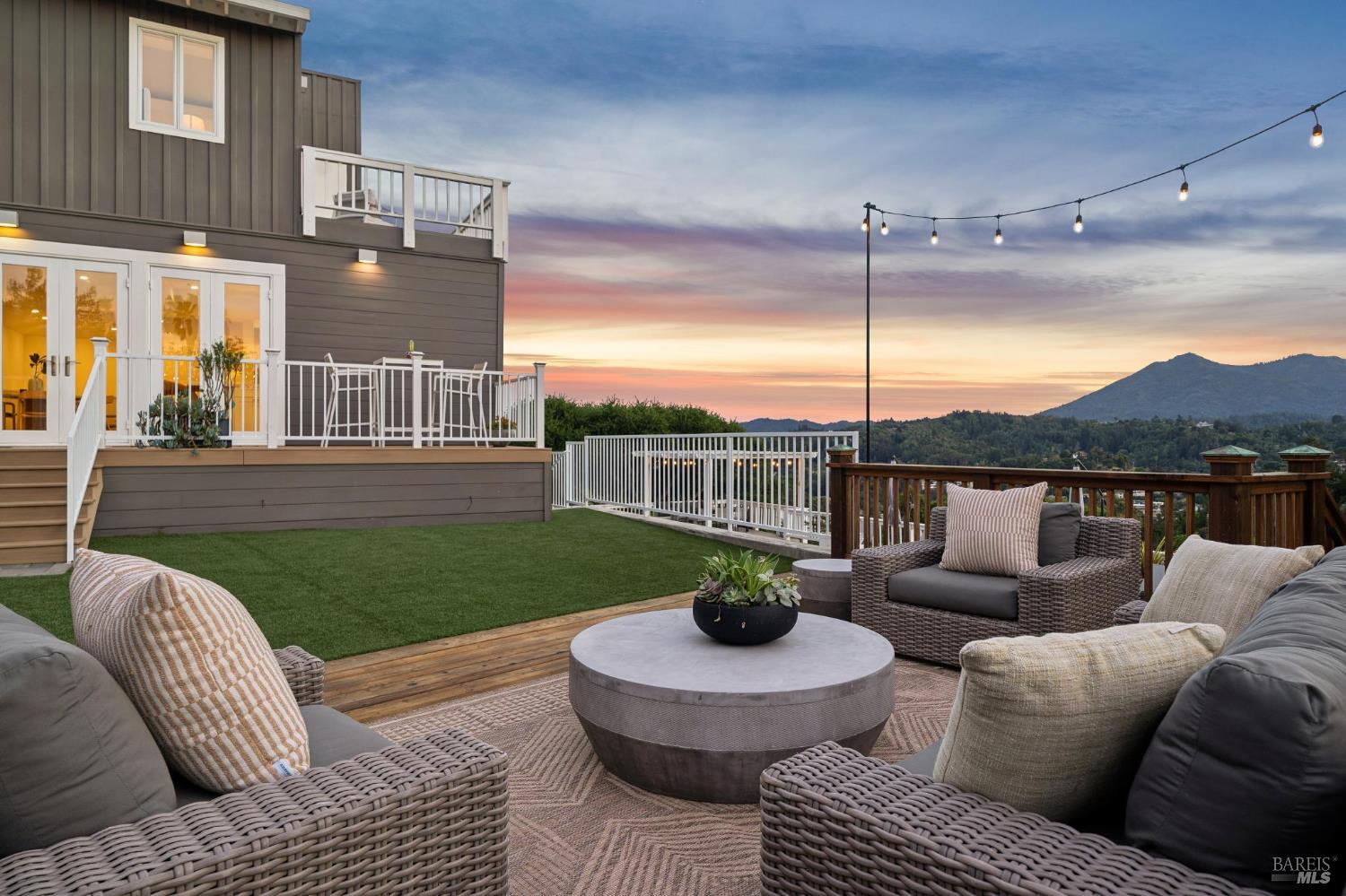 Detail Gallery Image 34 of 48 For 65 Valley View Ave, San Rafael,  CA 94901 - 5 Beds | 5 Baths