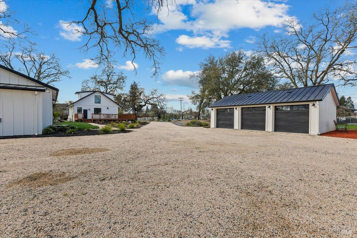 Detail Gallery Image 60 of 74 For 127 Pleasant Ave, Santa Rosa,  CA 95403 - 4 Beds | 4 Baths