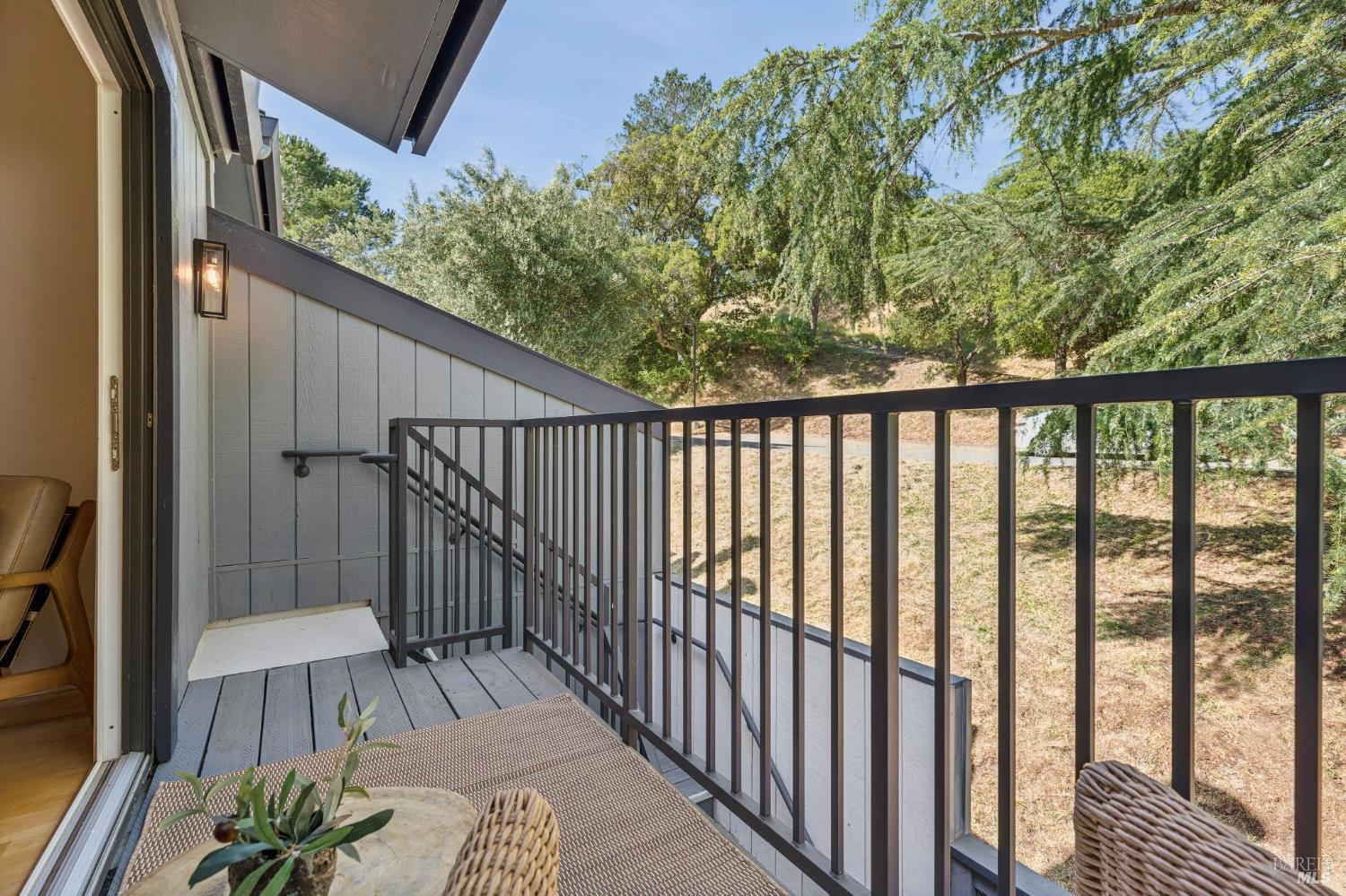 Detail Gallery Image 38 of 62 For 11 Love Ct, Fairfax,  CA 94930 - 2 Beds | 2/1 Baths