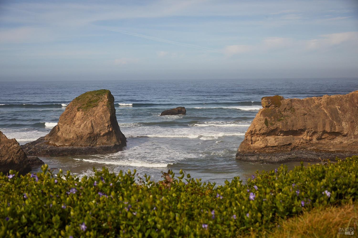 Detail Gallery Image 19 of 27 For 30200 N Hwy 1 Hwy, Fort Bragg,  CA 95437 - 2 Beds | 2 Baths