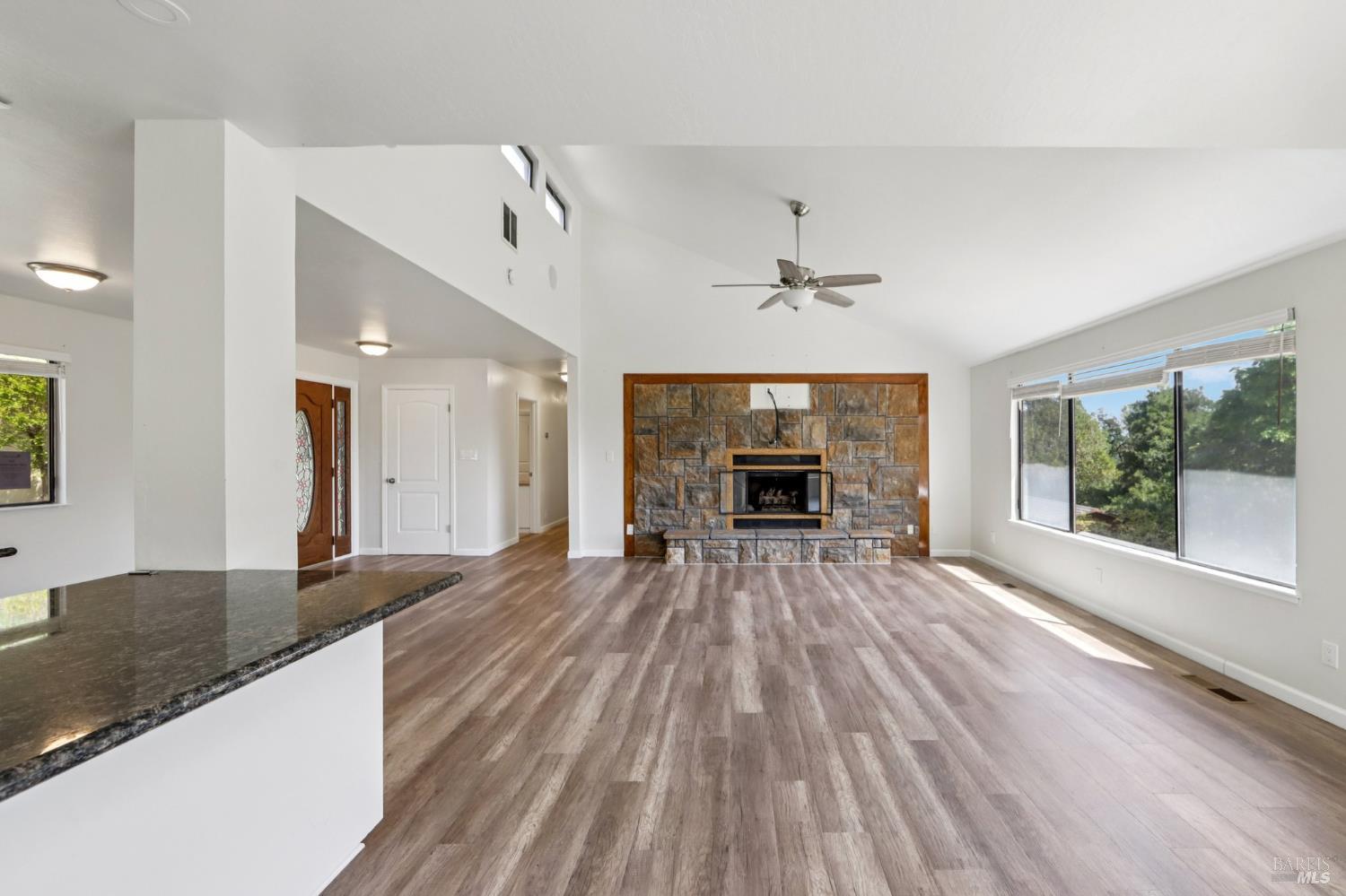 Detail Gallery Image 17 of 96 For 4084 Atlas Peak Rd, Napa,  CA 94558 - 5 Beds | 3/1 Baths