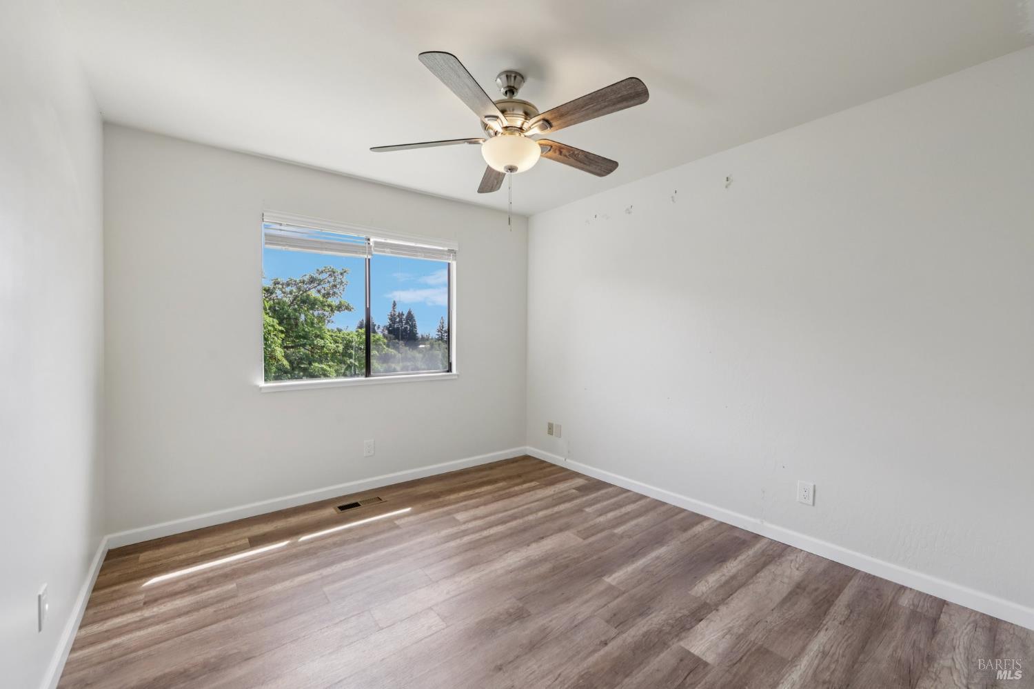 Detail Gallery Image 31 of 96 For 4084 Atlas Peak Rd, Napa,  CA 94558 - 5 Beds | 3/1 Baths